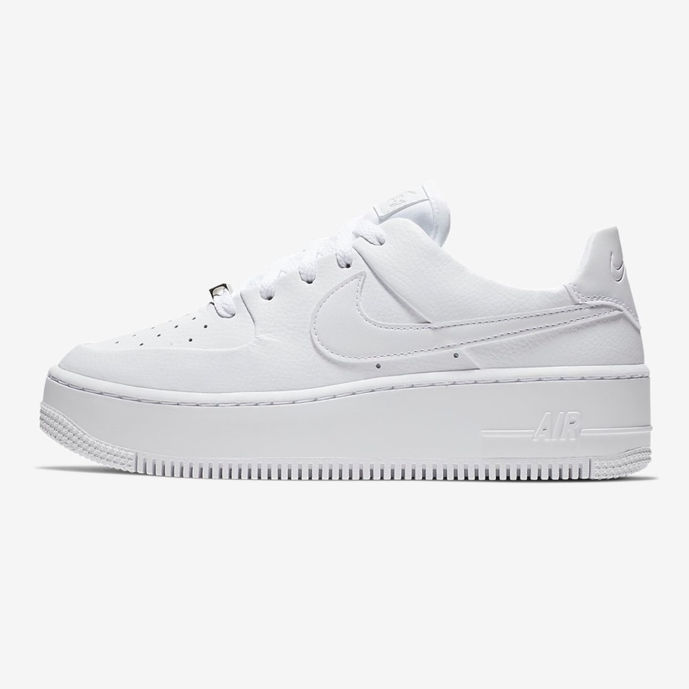 Nike Air Force 1 Sage Low
